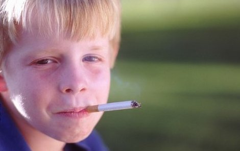 Když dítě kouří, musí být rodiče trpěliví.