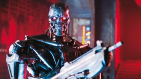 Více než 100 technologických expertů, včetně Elona Muska, vyzvalo OSN ať zakáže spojení umělé inteligence a robotů.
