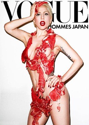 Lady Gaga se oblékla jen do masa.