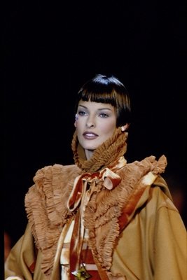 Linda Evangelista ..Na přehlídce v roce 1993.