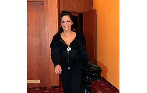Lucie Bílá si na ﬁnále Miss aerobik 2007 pouze odskočila zazpívat jednu písničku a hned poté odjela domů.