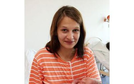 Maminka Vendula se svým Pavlíkem už v porodnici v Brandýse. 