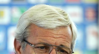 Lippi: Maradona bude pro hráče Bohem