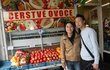 Martin Bao s manželkou Lenkou mají obchod s potravinami, ovocem a zeleninou.