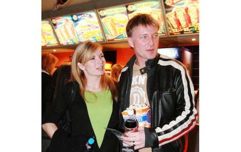 Michal Dlouhý s manželkou Zuzanou se v pátek dočkali prvního potomka.