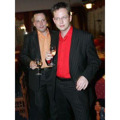 Michal Jagelka (vpravo) s obavami sleduje stav churavého partnera Aleše Cibulky.