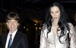 Mick Jagger s přítelkyní L´Wren Scott na banketu v Londýně.