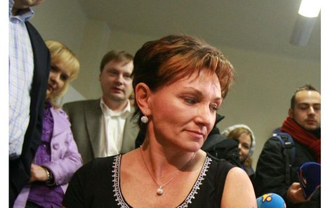 Ministryně Jurásková kvůli špatné srážlivosti krve dlouho krvácela.