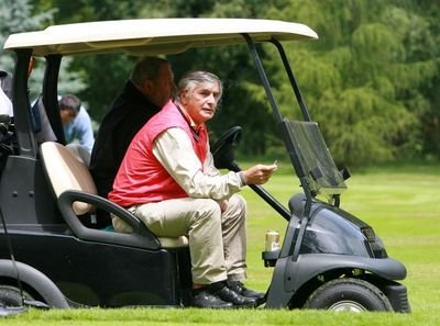 Místo v golfovém vozítku Jiřího Bartošky si zasloužila jen Jana Švandová.