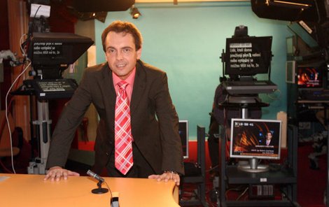 Moderátor Jiří Svoboda se pravidelně objevuje na obrazovkách České televize a připravuje i některá populární DVD, která vycházejí ve spolupráci s ČT.