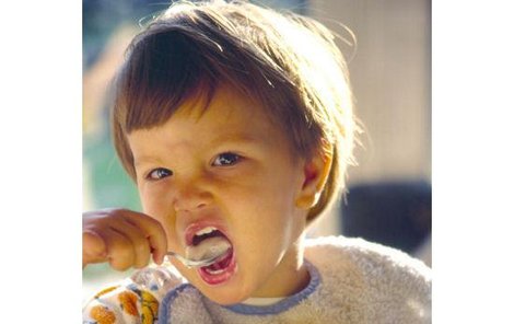 Myslíte si, že dáváte dětem zdravé jogurty, ale přitom se často cpou jen tučnou a přeslazenou hmotou.