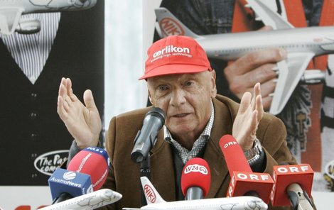 Niki Lauda je i ve svých 60 letech čiperka...
