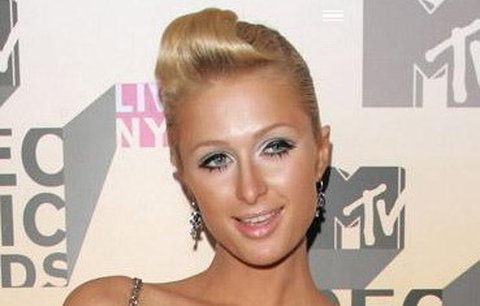 Paris Hilton má smůlu: Již podruhé zadržena za drogy! 