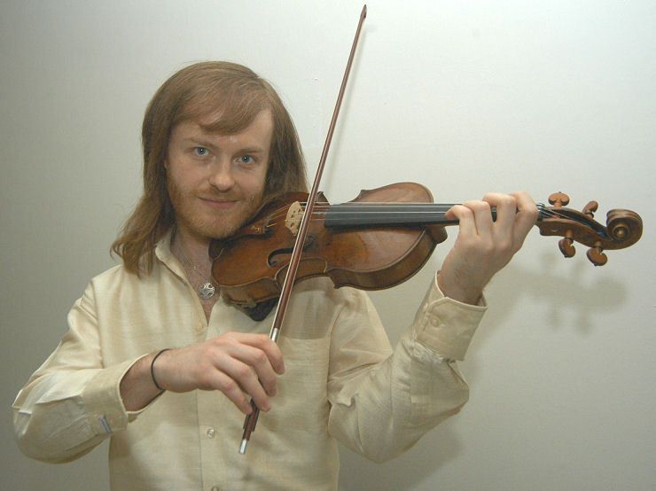 Pavel Šporcl trénuje denně, ovšem na dovolenou si housle nebere.