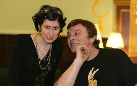 Pavel Trávníček (57) s Monikou Fialkovou (23).