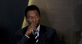 Válka s Dungou. Pelé kritizuje i brazilského kouče