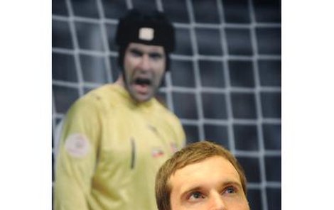 Petr Čech je prý jiný a v hlavě má místo jen pro fotbal s svou rodinu...