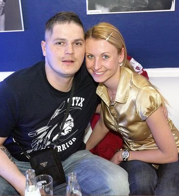 Petr Vlasák s přítelkyní Gábinou, kterou si po sedmi letecha těžkénemoci bere.