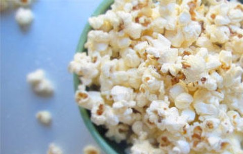 Překvapení vědci: Popcorn má stejné množství antioxidantů jako ovoce 