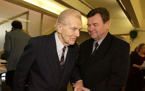 Poprvé od smrti syna se Lukavský objevil minulou středu na tiskové konferenci k cenám Thálie, kde se pozdravil i s Václavem Postráneckým. 