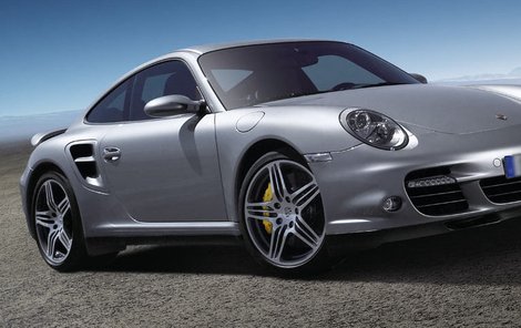 Porsche 911 je jedním z nejoblíbenějších sporťáků u českých motoristů. Loni našlo 32 nových majitelů.