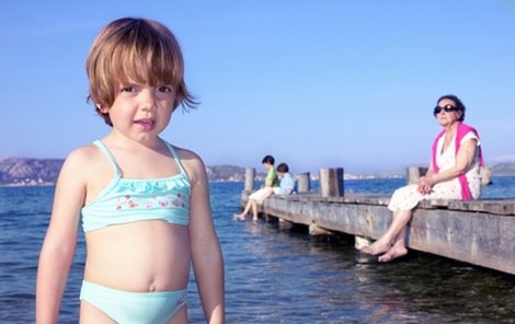 Poslat dítě do Chorvatska bez rodičů znamená moře  papírování