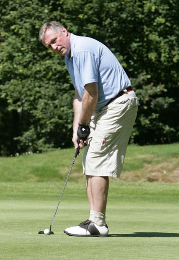 Premiér Mirek Topolánek se rád ukazuje na sportovních akcích. Golf patří mezi jeho oblíbené aktivity.