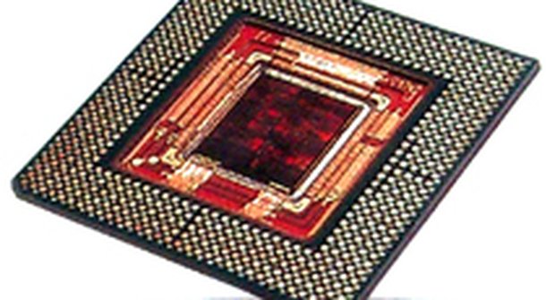 Nové čipy Intel v polovině příštího roku