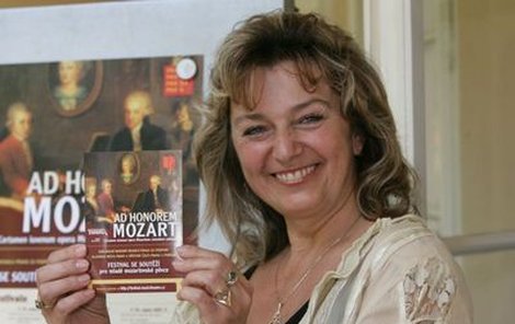 Renée Nachtigallová si od hudebního festivalu Ad Honorem Mozart 2007 slibuje další vzácné kulturní a pěvecké zážitky. 