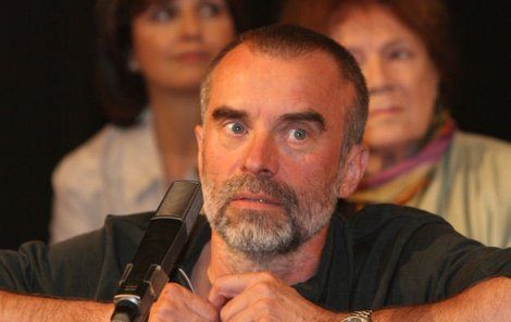 Režisér Jaroslav Brabec má na svém kontě úspěšný seriál České televize Hraběnky.