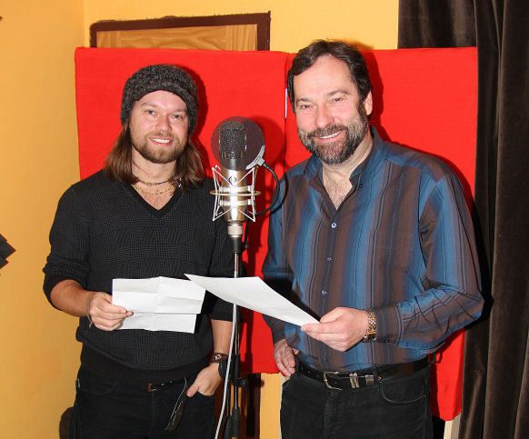 Richard Krajčo s Radkem Johnem (vpravo) spojili síly k vydání nové audioknihy Memento.