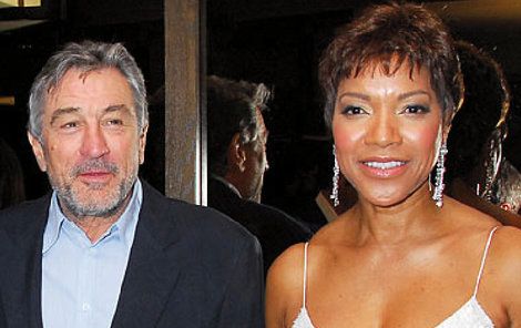 Robert DeNiro se svou ženou Grace Hightower jsou skrblíci.