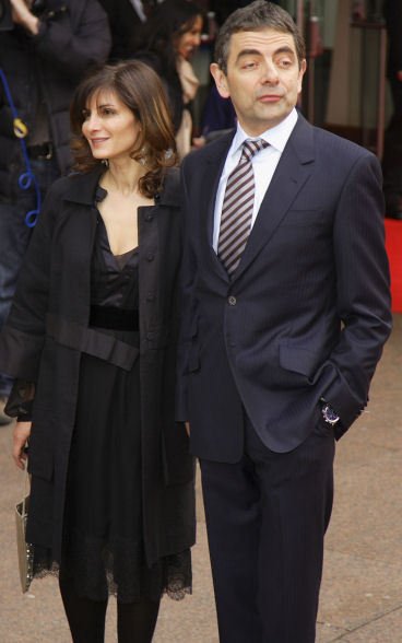Rowan Atkinson s manželkou.