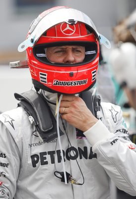 Rozmrzelý Michael Schumacher.