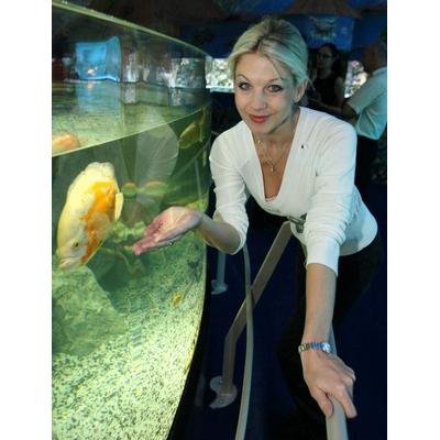 Sabina Laurinová u sladkovodního akvária.