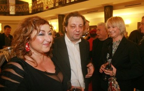 Scenáristka Halina Pawlowská s hercem Lásky za milion Milanem Šteindlerem.