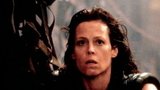 Sigourney Weaver: Správnou matkou díky Vetřelci!