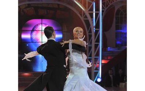 Simona Krainová a její taneční partner Erik Ňarjaš.