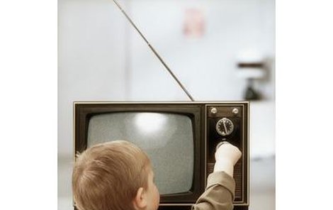 Skoro všichni majitelé starších televizorů si musejí pořídit speciální zařízení zvané set top box.