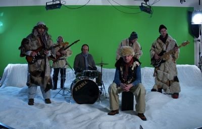 Skupina Mňága a Žďorp při natáčení alba Na stanici polární.