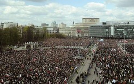 Sobota, 12.00, Náměstí Maršála Józefa Pilsudského