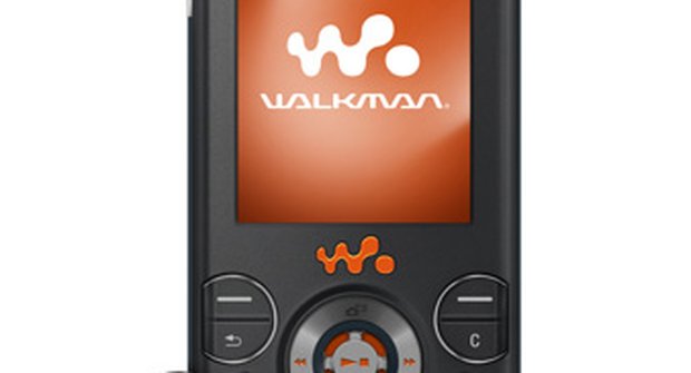 Výsuvný walkman - Sony Ericsson W580i