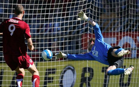 Spastitel letenských nadějí na titul se jmenuje Libor Došek. Svým desátým gólem přivál Spartě důležité tři body.