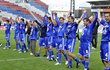 Tak se radovali olomoučtí fotbalisté po vítězství nad Bohemians Praha loni v květnu. Dopadlo to přesně, jak potřebovali. Vždyť si za to zaplatili...