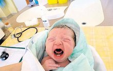 Rarita: Narodilo se zubaté miminko - Vanesska po porodu ukázala 2 zoubky