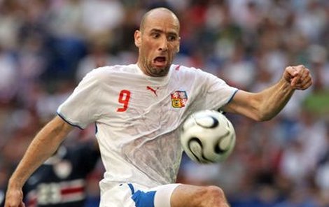 Útočník Jan Koller by se rád treﬁl, ale vidina jubilejního gólu ho nijak nestresuje.