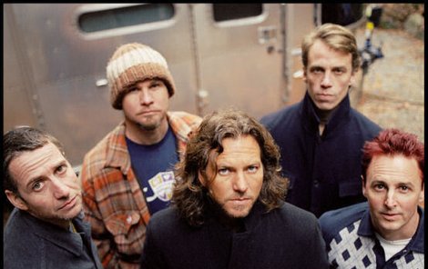 Už zítra v pražské Sazka Areně vystoupí americká hudební legenda Pearl Jam.
