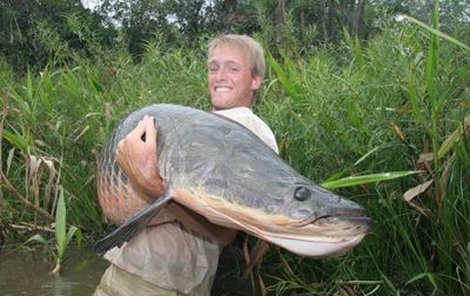 V Amazonii chytil Jakub největší sladkovodní rybu světa, bájnou Arapaimu gigas.