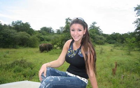 V džípu si vyjela na safari, kde obdivovala i slony.