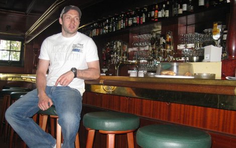 V tomhle baru Jaroslav Hlinka se spoluhráči pár večerů strávil… Na švýcarské poměry se tu zavíralo pozdě, mohli posedět do jedné, do dvou ráno...